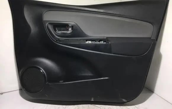 Toyota Yaris Front door card panel trim 677630D130 1482538X 692050D271