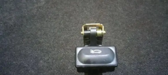 Renault Laguna I Tailgate opening switch 