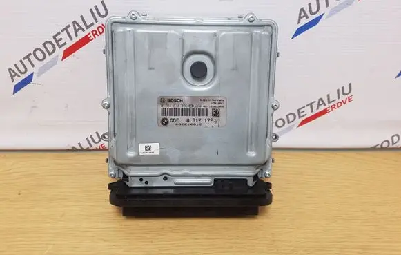 BMW 5 F10 F11 Engine control unit/module 8517172 8585376 0281018355
