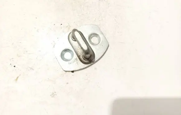 Toyota Avensis T250 Front door lock loop/hook striker 