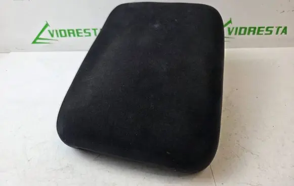 Honda CR-V Armrest