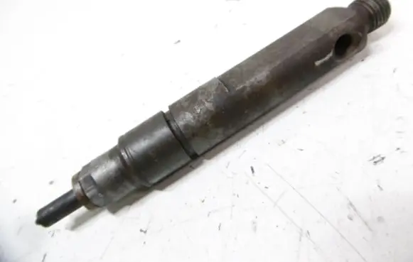 Renault Megane I Fuel injector 7700375036