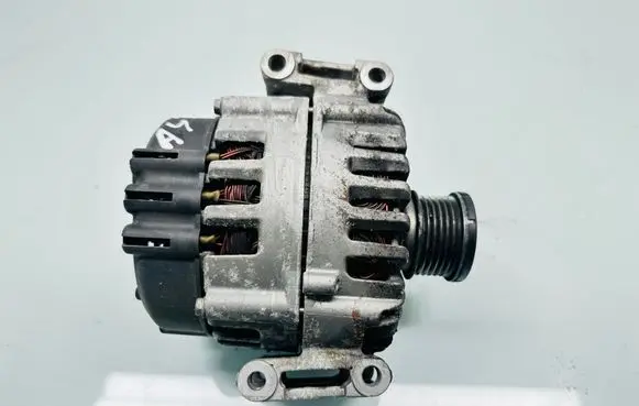 Mercedes-Benz GLK (X204) Generator/alternator A0141543902 2607384A