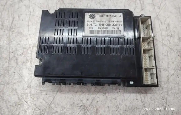 Volkswagen Phaeton Comfort/convenience module 3D0907040J