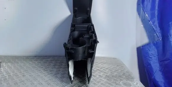 Lexus CT 200H Armrest 5891276010