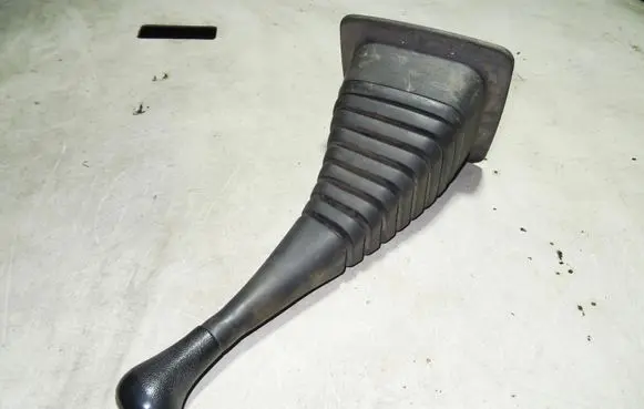 Volkswagen Multivan T4 Gear lever shifter trim leather/knob 701711120