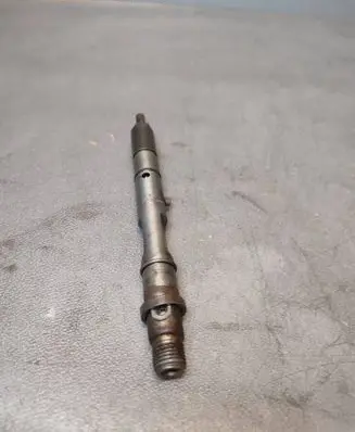 Audi A4 S4 B6 8E 8H Fuel injector 059130201F