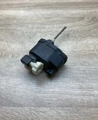 Hyundai Sonata Headlight level adjustment motor 00437534