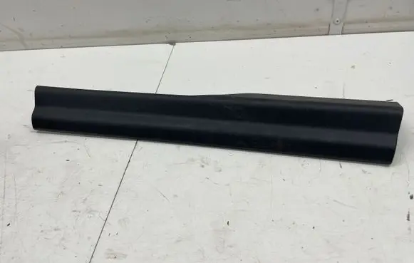 BMW X4M F98 Front sill trim cover 7398006