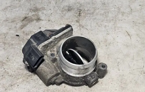 Volkswagen Crafter Throttle valve 076128063A A2C53098068
