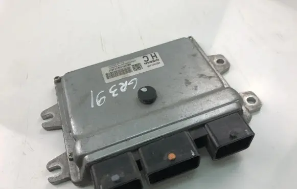 Nissan Qashqai Engine control unit/module ECU MEC951030