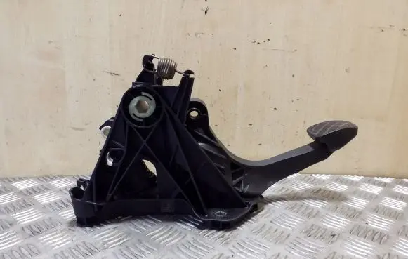 Clutch pedal