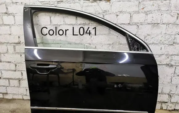 Audi A6 S6 C6 4F Front door