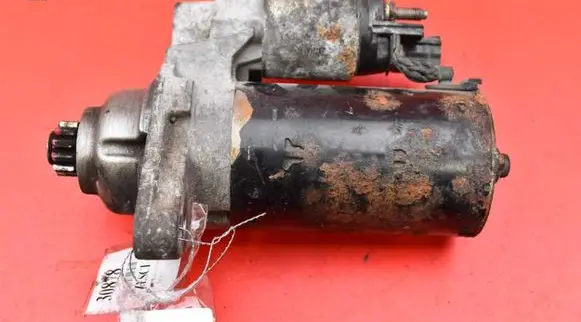 Volkswagen Cross Polo Starter motor