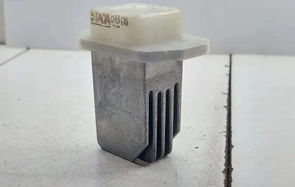 Nissan Navara D23 Heater blower motor/fan resistor 277R24BA0A