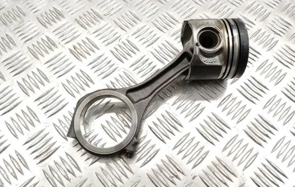 Audi A4 S4 B8 8K Piston with connecting rod 