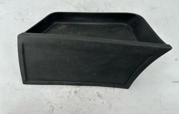 Volkswagen PASSAT B6 Other trunk/boot trim element 3C9868865