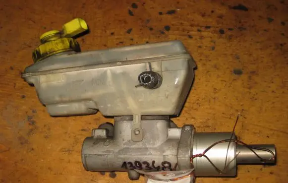 Volkswagen Sharan Master brake cylinder