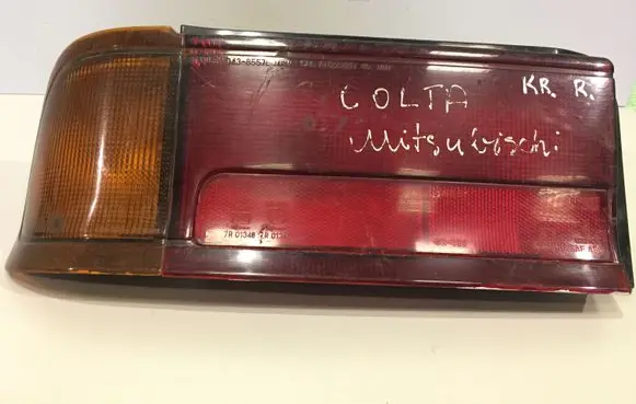 Mitsubishi Colt Rear/tail lights 0438557