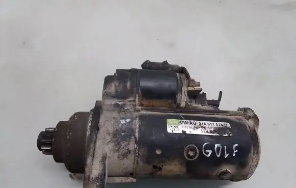 Volkswagen Golf IV Starter motor 02A911024B