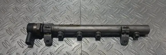 Mercedes-Benz ML W164 Fuel main line pipe A6420700495 0701600492