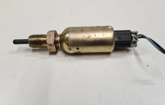 Clutch pedal sensor