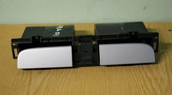 Volkswagen PASSAT B6 Dashboard storage box/compartment 3C0858407