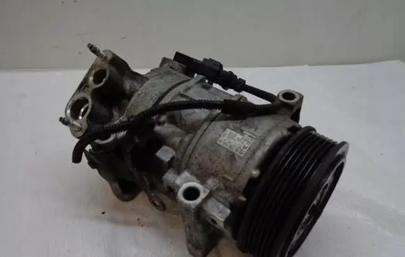 Citroen C3 Aircross Air conditioning (A/C) compressor (pump) 9675655880