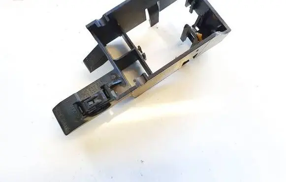Audi A3 S3 8P Other exterior part 1K0937561
