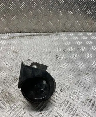 Volkswagen PASSAT B6 Horn signal 703881157