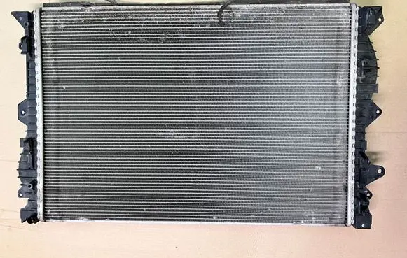 Jaguar E-Pace Coolant radiator GJ328005BB