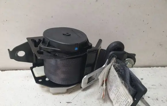 Honda Jazz Rear seatbelt DJ10547