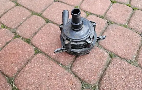 Opel Insignia B Electric auxiliary coolant/water pump 39186215