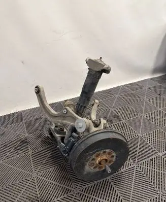 Skoda Enyaq iV Rear wheel hub spindle/knuckle 