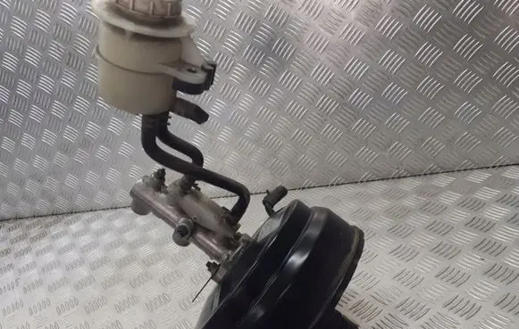 Mitsubishi Outlander Brake booster MB858850