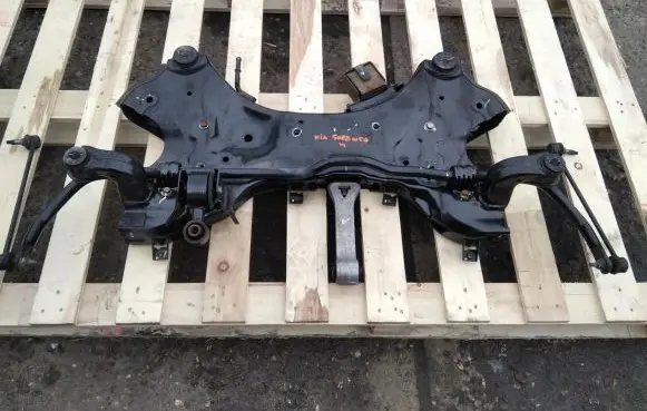 KIA Sorento Front axle beam 