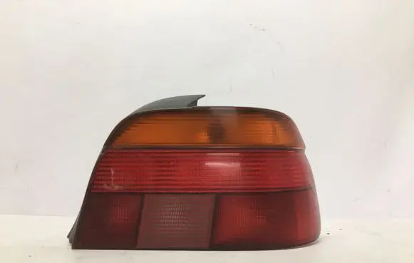 BMW 5 E39 Rear/tail lights 8358032 2VP00724002