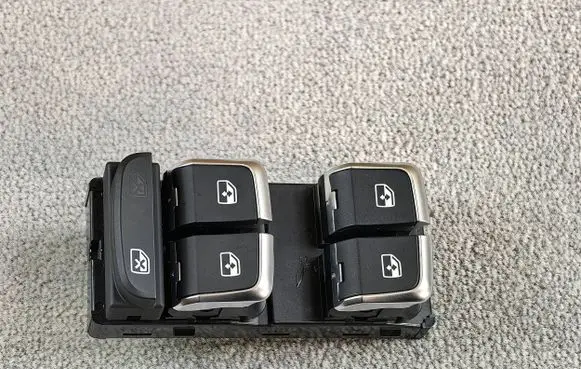 Audi A3 S3 8V Electric window control switch 8V0959851G 170552 050107S