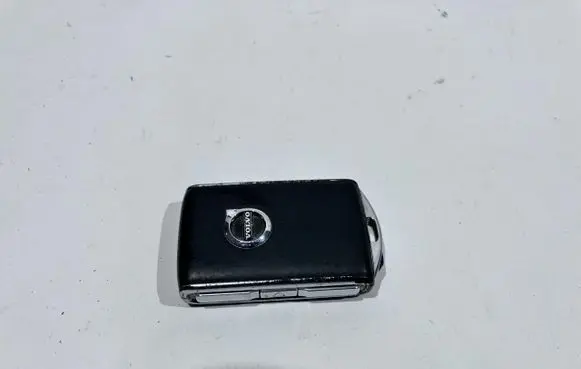 Volvo S60 Ignition key/card 