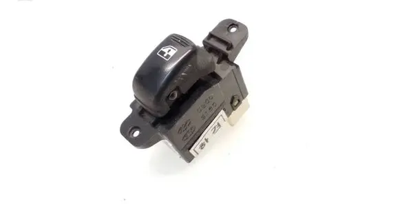 Hyundai Santa Fe Electric window control switch 935753C010