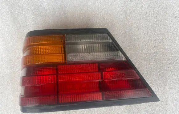 Mercedes-Benz E W124 Rear/tail lights 1248201464 2VP00468002 2VD00448003