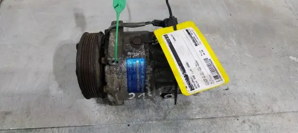 Ford C-MAX I Air conditioning (A/C) compressor (pump) 3M5H-19D629-SB