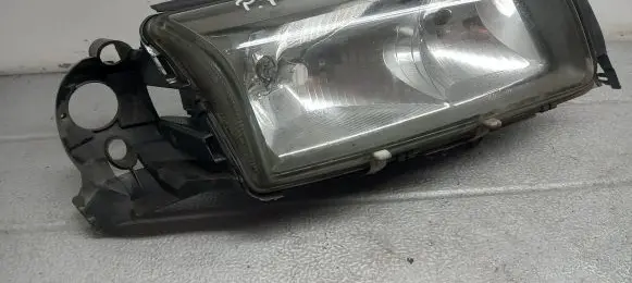 Volvo S80 Front reflector 