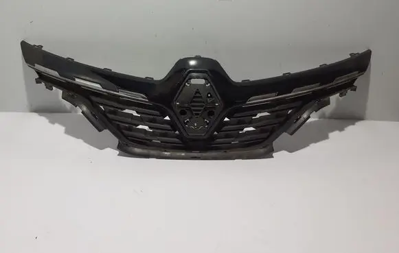Renault Captur II Front grill 623105565R