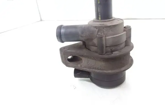 Volvo C30 Electric auxiliary coolant/water pump 30950000
