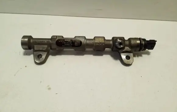 Jeep Cherokee Fuel main line pipe 0445214254 55234039 0281006164