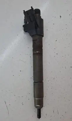 Volvo XC60 Fuel injector 31272767 0445116036