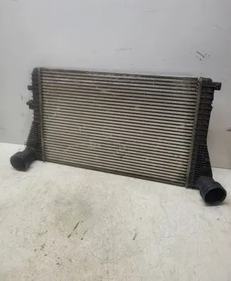 Volkswagen Touran I Intercooler radiator