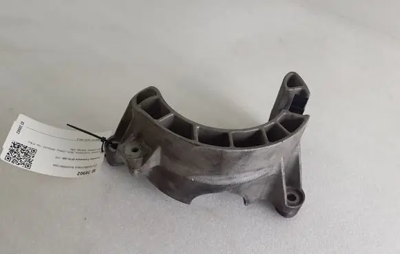 Porsche Panamera (970) Generator/alternator bracket 9481152047R
