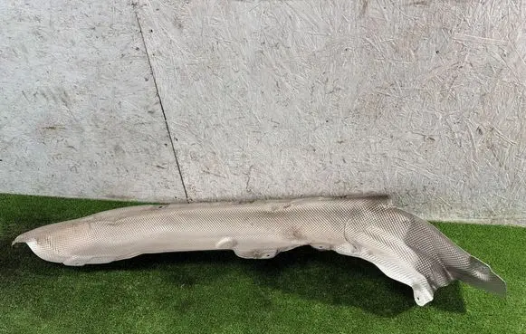 BMW 3 G20 G21 Exhaust heat shield 7394798 14877811